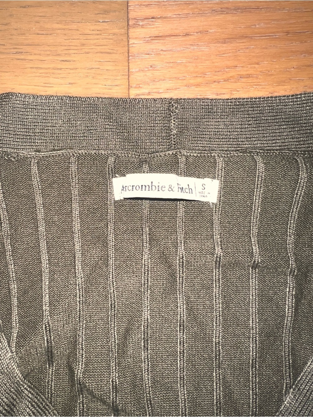 Abercrombie & Fitch Olive Ribbed Button Down Sweater Dress - Picture 4 of 5